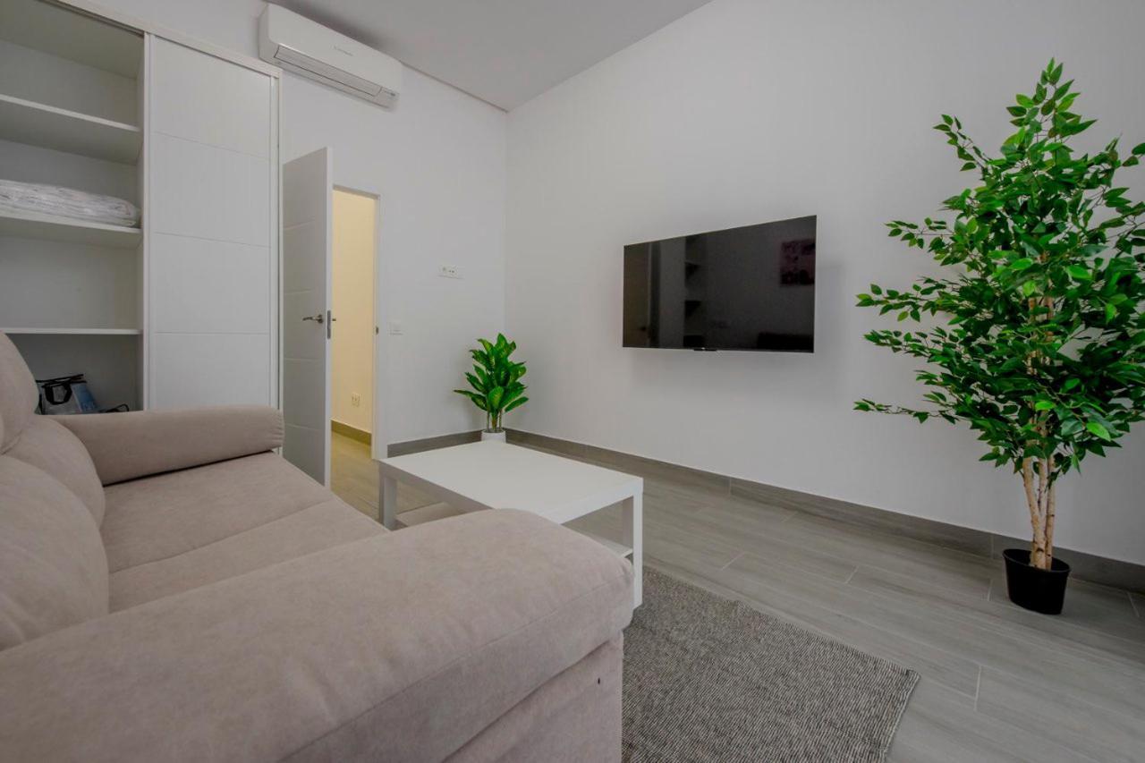 Suara Apartamentos 1 Madrid Buitenkant foto