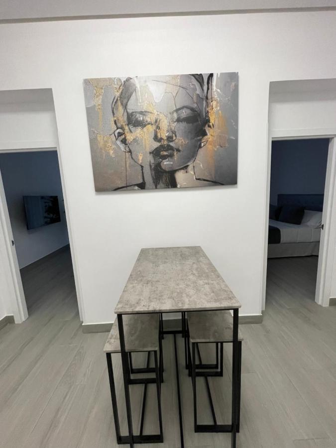 Suara Apartamentos 1 Madrid Buitenkant foto